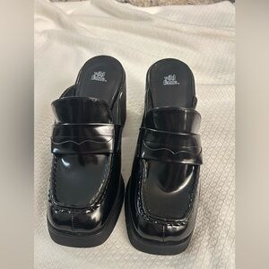 WILD FABLE Elegant Black Loafers ZIZE 8